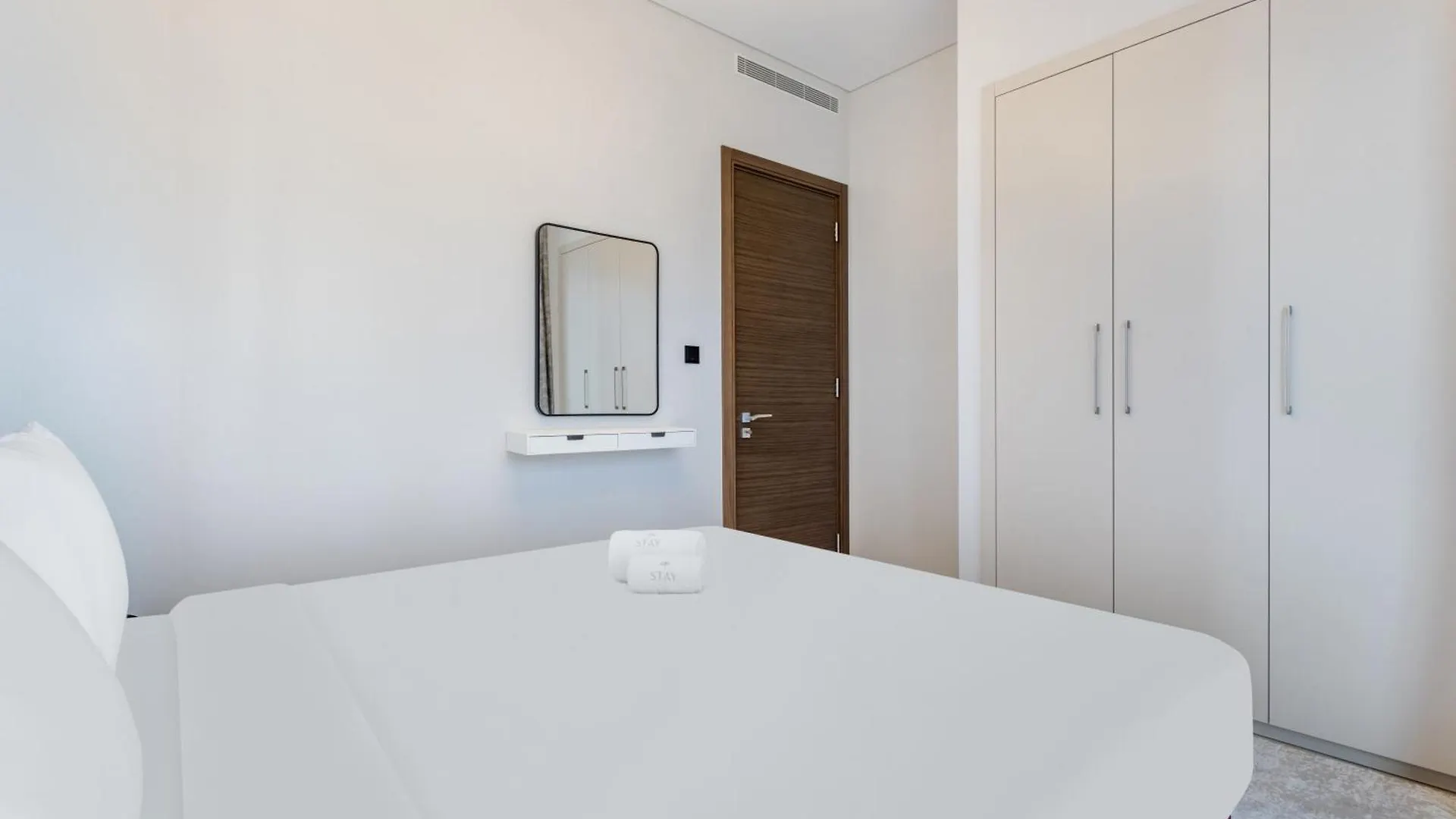 Stay By Latinem Luxury 1Br Holiday Home Cv A2811 Near Burj Khalifa Dubai